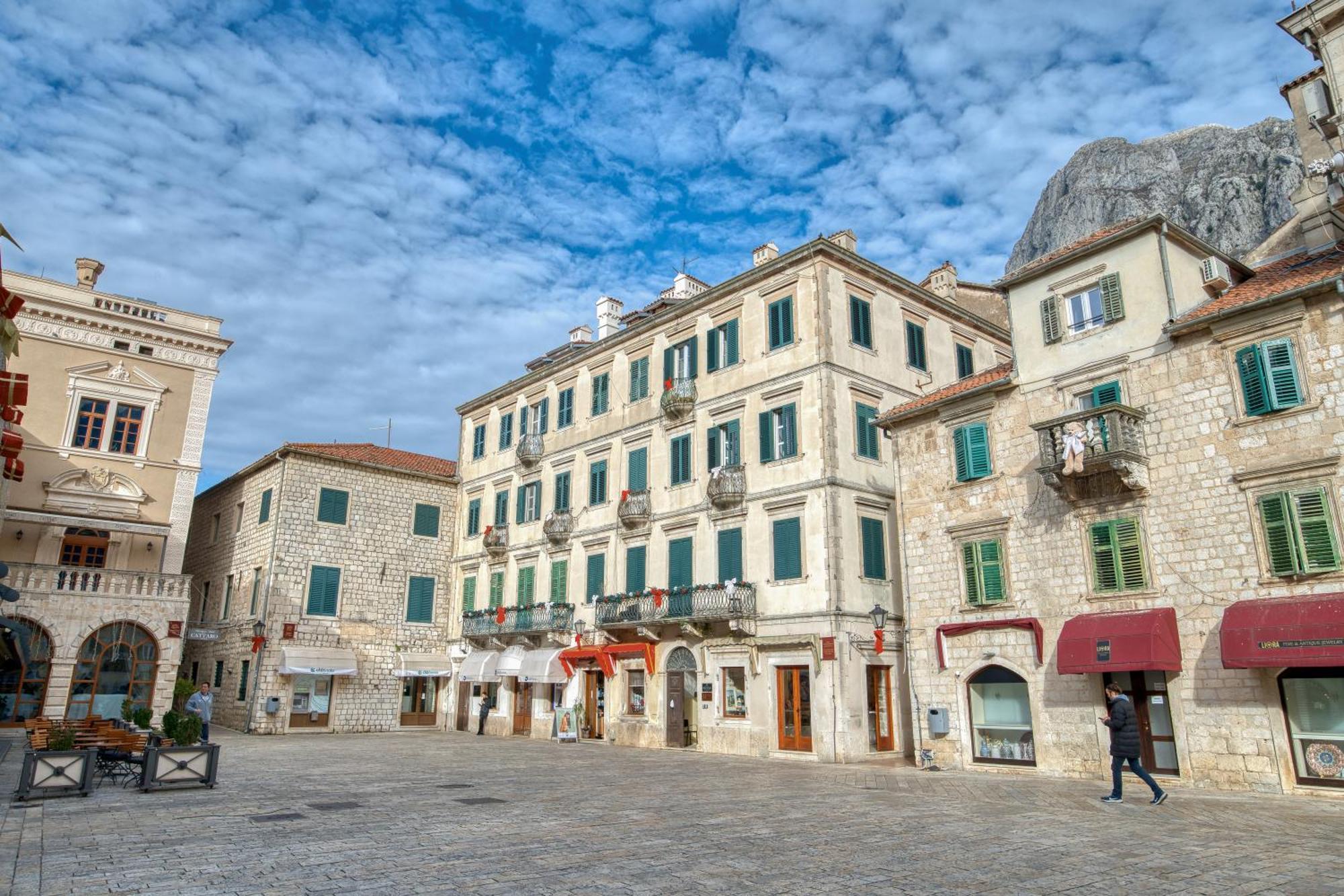 Hive Luxury Suites By Mn Property Cattaro Esterno foto