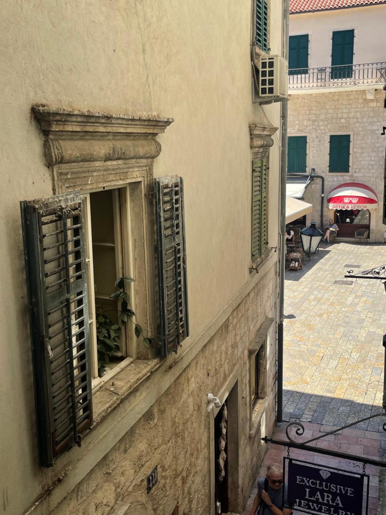 Hive Luxury Suites By Mn Property Cattaro Esterno foto